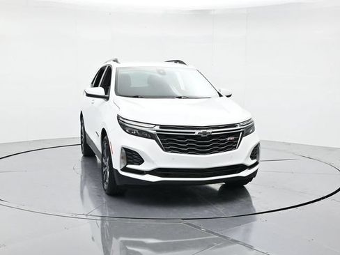 Used 2022 Chevrolet Equinox RS w/ LPO, Floor Liner Package FWD image 4