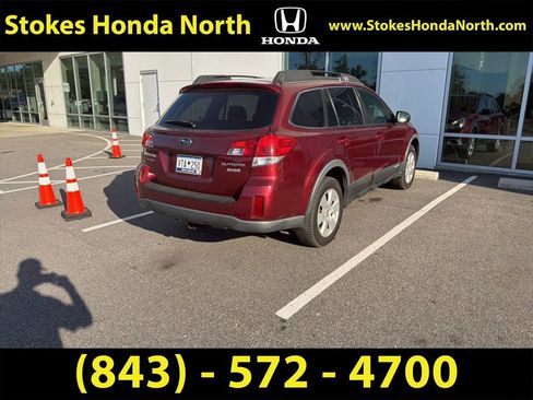Used 2012 Subaru Outback 2.5i Premium AWD/4WD image 7
