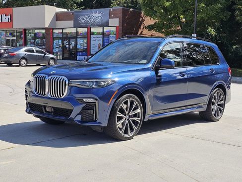Used 2019 BMW X7 xDrive50i w/ M Sport Package image 1