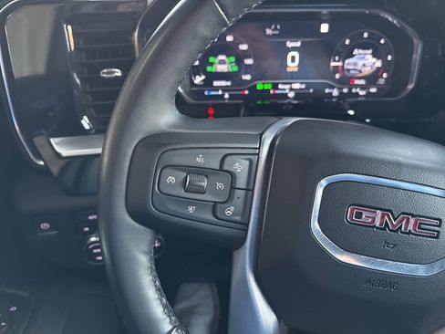 Used 2023 GMC Sierra 1500 Elevation image 12