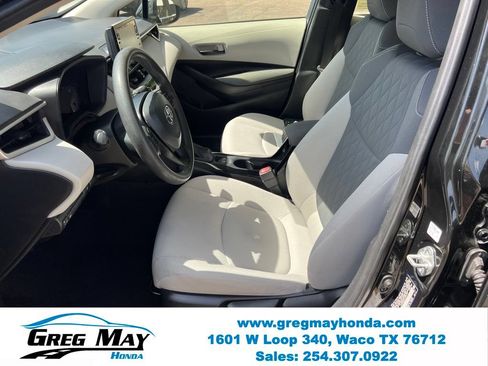 Used 2022 Toyota Corolla LE FWD image 22