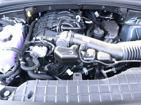 New 2025 Jeep Grand Cherokee L Limited image 23