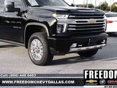 Used 2022 Chevrolet Silverado 2500 High Country w/ Safety Package II image 43