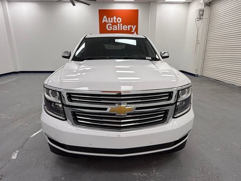 Used 2020 Chevrolet Tahoe Premier RWD image 2