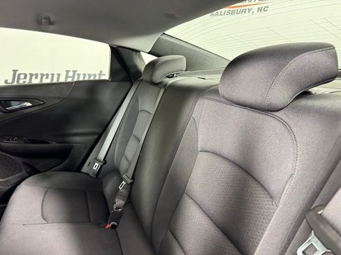 Used 2022 Chevrolet Malibu RS image 22