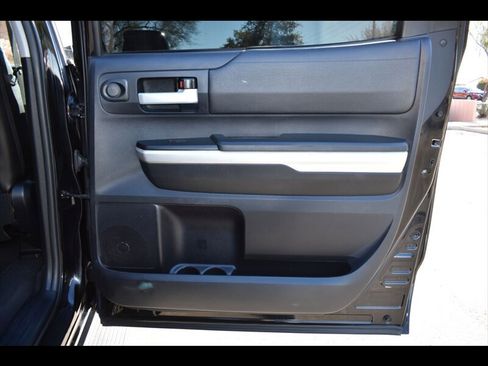 Used 2015 Toyota Tundra SR5 w/ TRD Off Road Package image 28