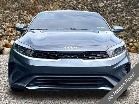Used 2024 Kia Forte LXS FWD image 3