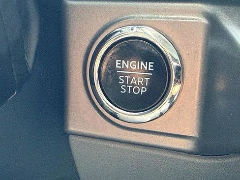 Used 2024 Ford F150 XLT w/ Equipment Group 302A MID image 40