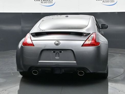 Used 2020 Nissan 370Z Touring Sport RWD image 6
