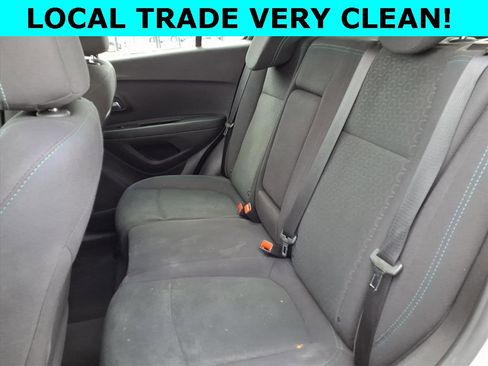 Used 2016 Chevrolet Trax LS image 25