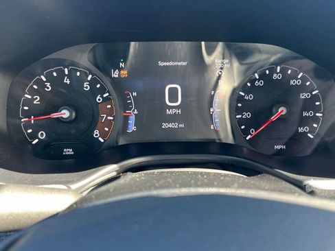 Used 2025 Jeep Compass Latitude AWD/4WD image 12
