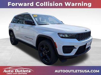 Used 2022 Jeep Grand Cherokee Altitude