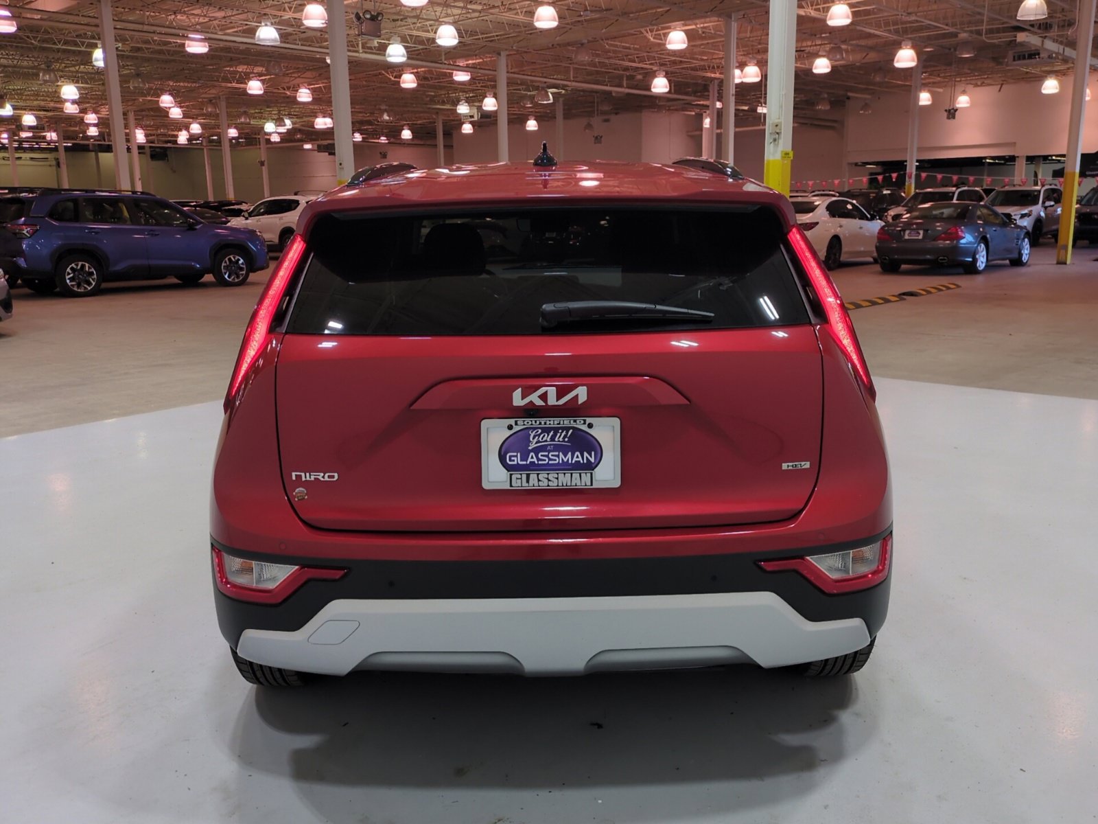 Certified 2024 Kia Niro EX FWD image 5