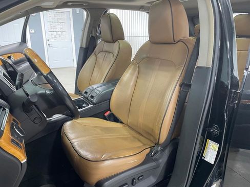 Used 2011 Lincoln MKX AWD w/ 102A Rapid Spec Order Code image 10