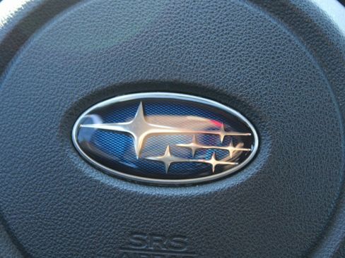 Used 2017 Subaru Impreza 2.0i Premium image 26