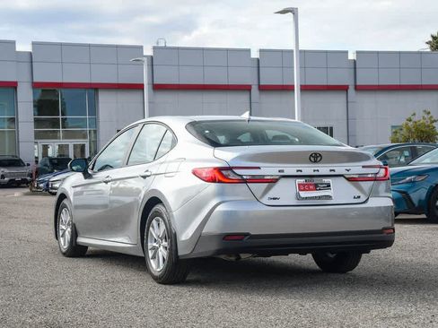 Used 2026 Toyota Camry LE FWD image 9