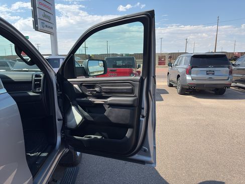 Used 2021 RAM 1500 Limited AWD/4WD image 17