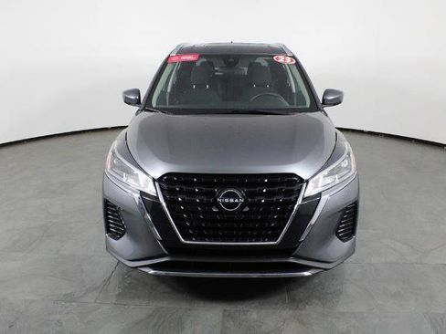 Certified 2023 Nissan Kicks SV FWD image 13