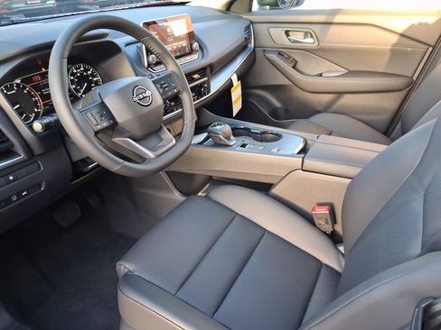 New 2026 Nissan Rogue SV FWD image 7