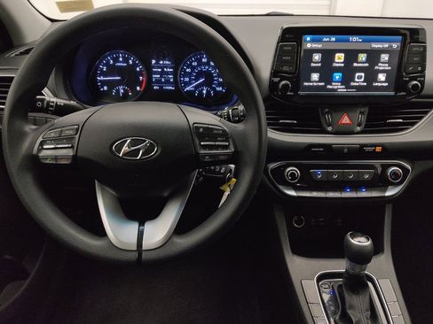 Used 2018 Hyundai Elantra GT FWD image 22