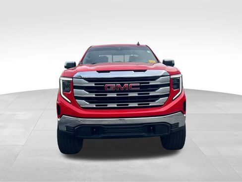 Used 2024 GMC Sierra 1500 SLE w/ Preferred Package image 2