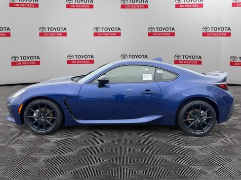 Used 2025 Toyota GR86 Premium image 2