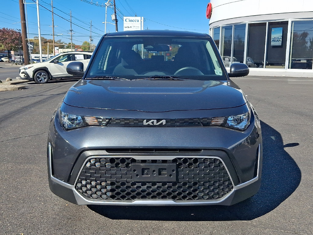 Used 2023 Kia Soul LX FWD image 5