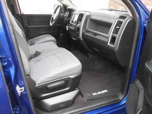 Used 2015 RAM 1500 Tradesman w/ Popular Equipment Group AWD/4WD image 5