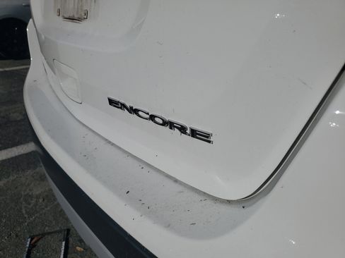 Used 2019 Buick Encore Preferred image 6