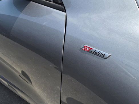 Used 2024 Ford Escape ST-Line FWD image 5