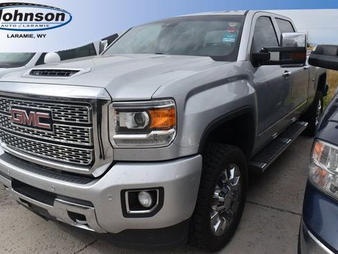 Used 2018 GMC Sierra 2500 Denali w/ Duramax Plus Package image 1