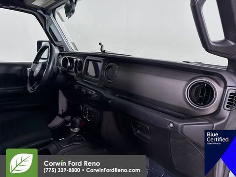 Used 2022 Jeep Gladiator Sport AWD/4WD image 29