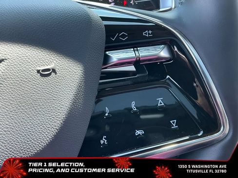 Used 2025 Cadillac Optiq Luxury 2 w/ LPO, Floor Liner Package AWD/4WD image 43