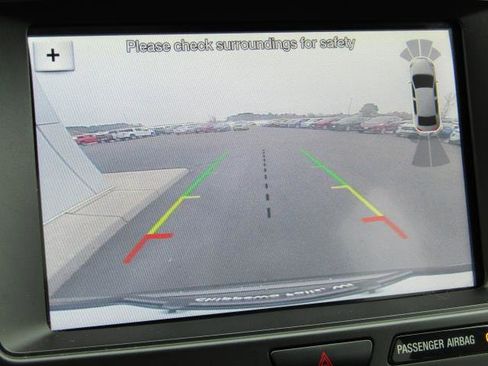 Certified 2018 Ford Explorer XLT w/ Equipment Group 202A image 25