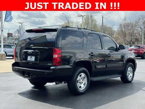 Used 2011 Chevrolet Tahoe LT w/ Luxury Package image 3