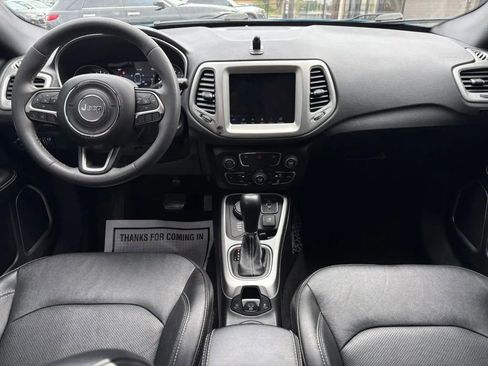 Used 2021 Jeep Compass Latitude AWD/4WD image 11