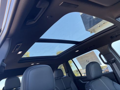 New 2026 GMC Acadia Elevation w/ Elevation Premium Package image 23