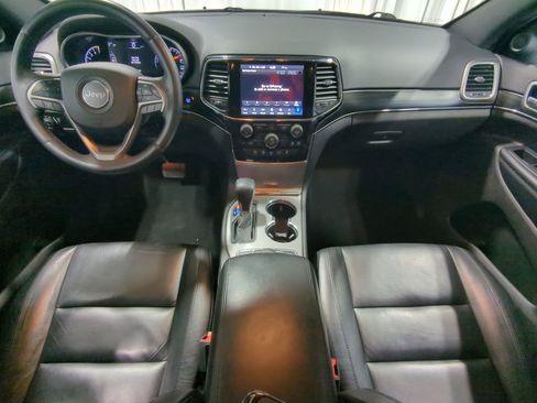 Used 2019 Jeep Grand Cherokee Limited image 15