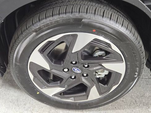 New 2026 Subaru Crosstrek 2.5i Limited w/ Crosstrek Mirror Package image 7