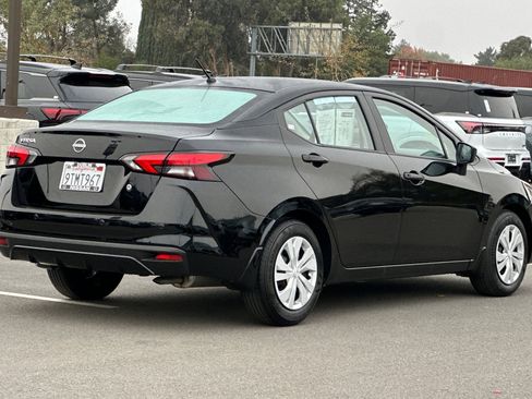Certified 2025 Nissan Versa S w/ Trunk Package image 4