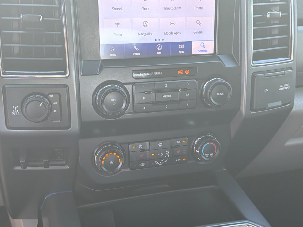 Used 2021 Ford F250 XLT w/ XLT Premium Package AWD/4WD image 29