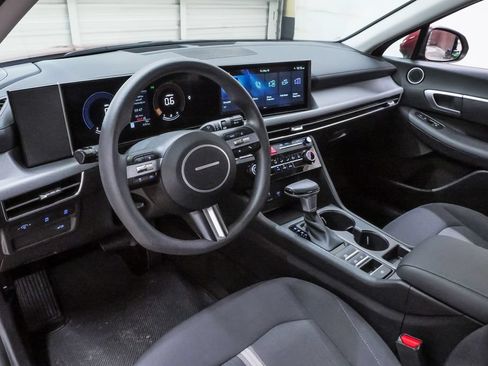 Certified 2026 Hyundai Sonata SE FWD image 2