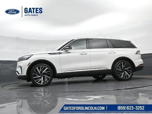 New 2026 Lincoln Aviator Reserve AWD/4WD image 38
