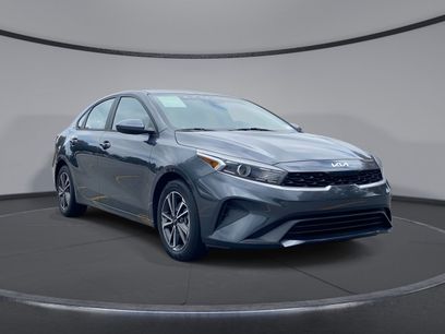 Certified 2022 Kia Forte LXS