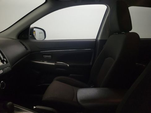 Used 2019 Mitsubishi Outlander Sport ES image 17