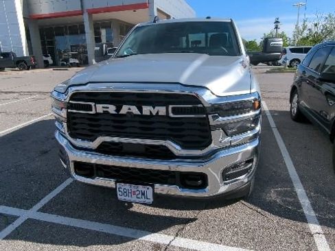 Used 2026 RAM 2500 Tradesman AWD/4WD image 3