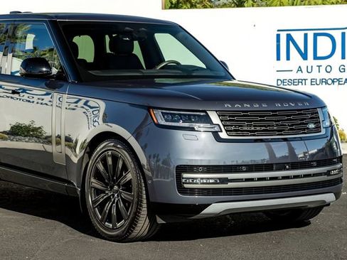 Used 2024 Land Rover Range Rover SE AWD/4WD image 5