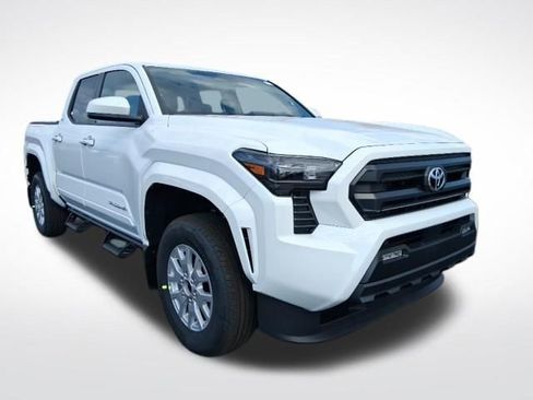 New 2026 Toyota Tacoma SR5 AWD/4WD image 2