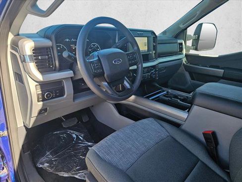 New 2026 Ford F250 XLT w/ FX4 Off-Road Package image 3