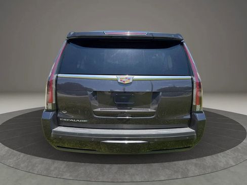 Used 2015 Cadillac Escalade ESV Premium AWD/4WD image 4
